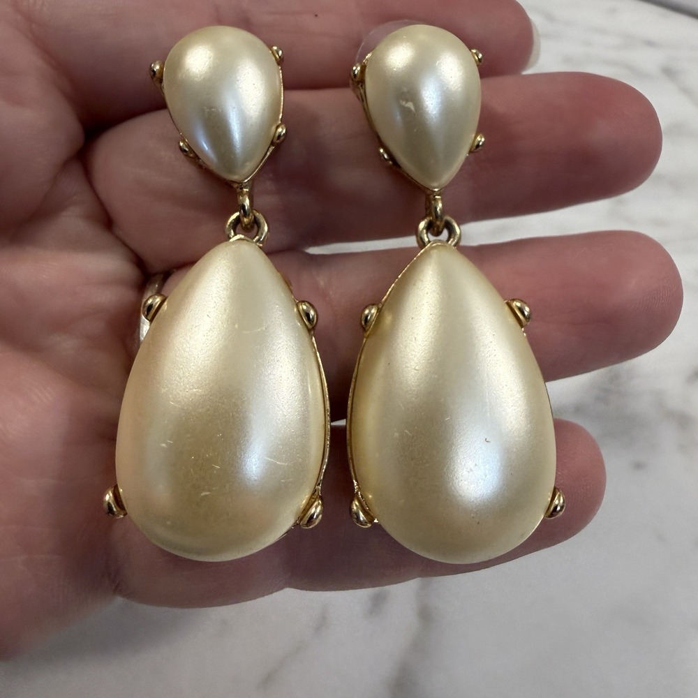 Kenneth Lane KJL Faux Pearl Cabochon Teardrop Post Earrings Dangle Gold Tone 2"